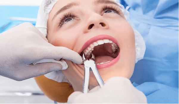 میزان تحصیلات، تجربه و ... از تفاوت های دندانپزشک عمومی و متخصص ارتودنسی است