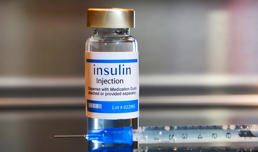 انسولین باعث بوی بد در دهان می شود که اکثرا دیابتی ها دچار این مشکل هستند