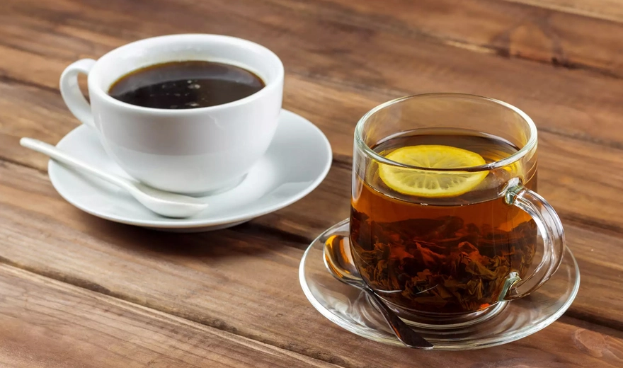 نوشیدن چای و قهوه باعث بوی بد دهان می شود