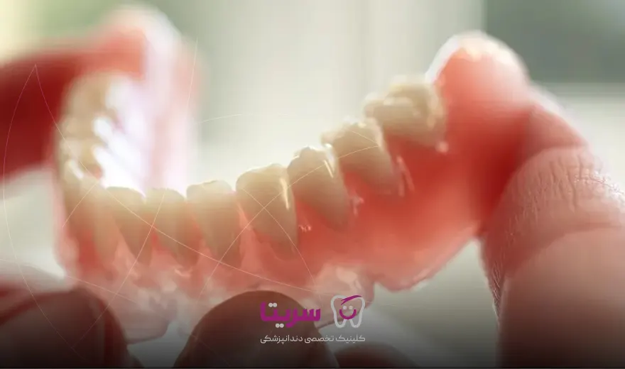 عکس دندان مصنوعی متحرک، متحرک بهتز است یا ثابت؟